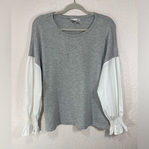 Finley White & Grey Spring Long Sleeve Blouse Top Women’s Medium Made in USA